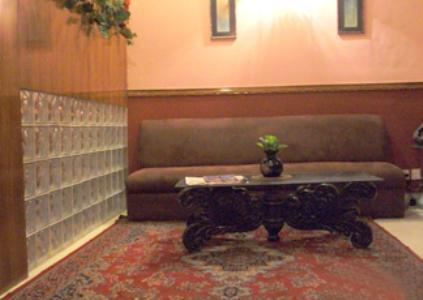 Bed & Breakfast Ace Residency
